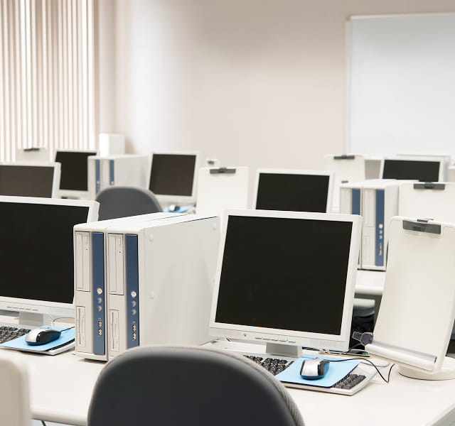 H社様：高校パソコン教室リプレイス